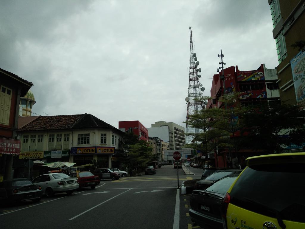 Best Studio Guest House Kota Bharu Bagian luar foto